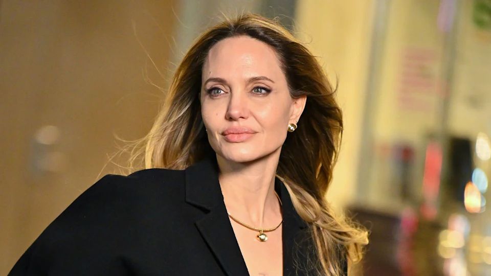 Angelina Jolie Aikana Marekani Chanzo Uhuru wa Kujieleza