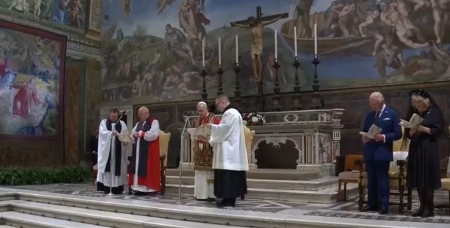 Papa Leo na Mfalme Charles Wafanya Ibada Pamoja