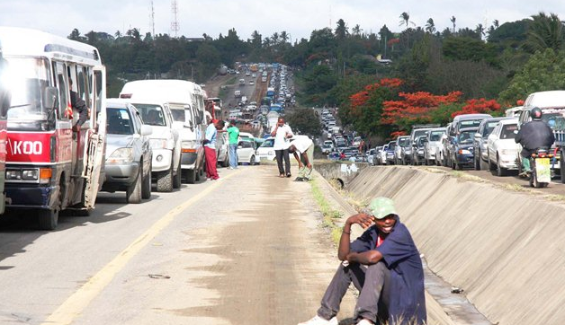 Tiba ya Muda Foleni za Dar, Tanroad Waagizwa