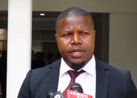 Washitakiwa Watatu wa Uhaini Wabadilishiwa Makosa