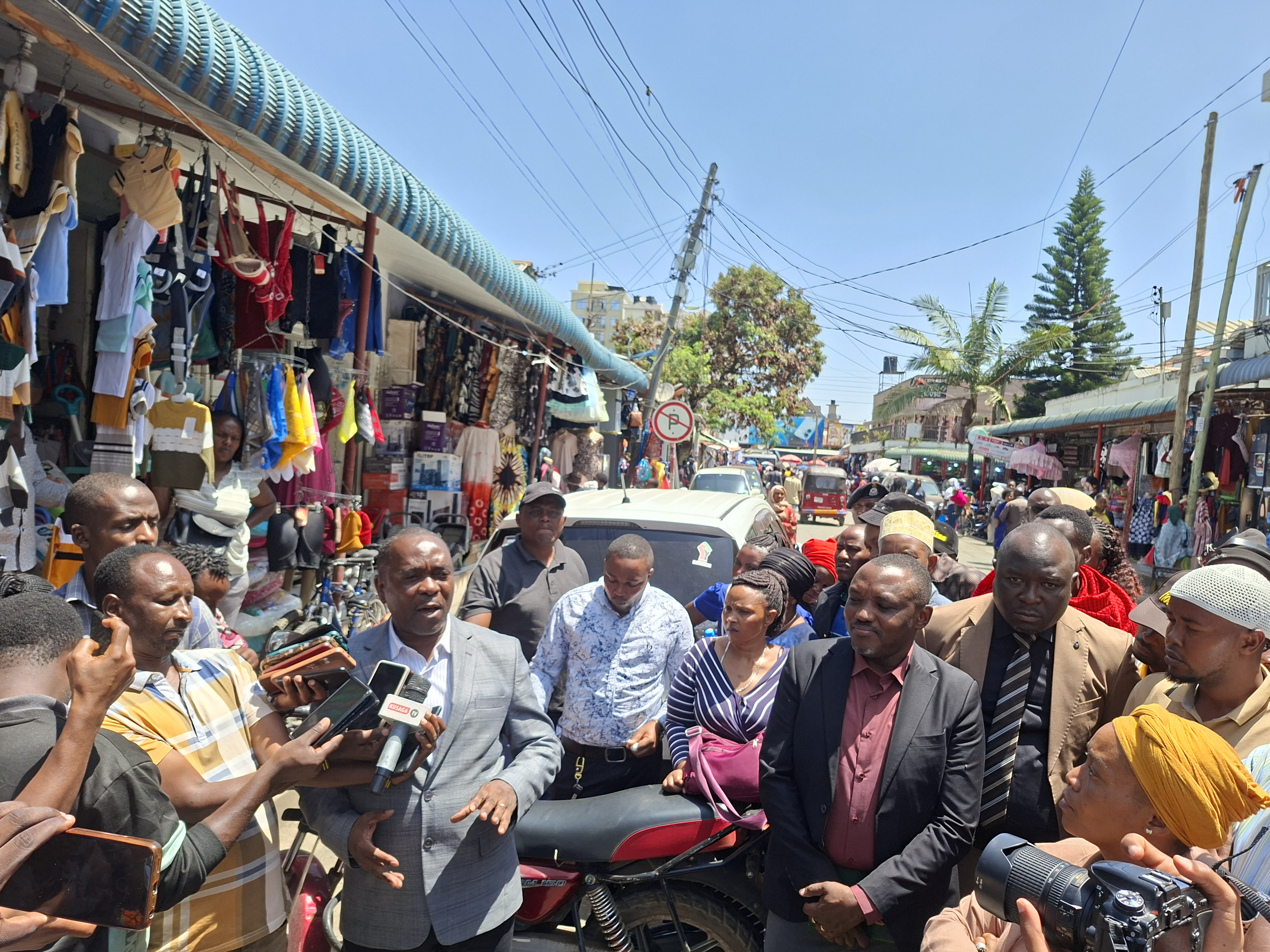 Wafanyabiahara Walia na Wamachinga