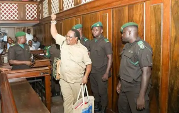 Lissu Alalamika Kunyimwa Chakula 