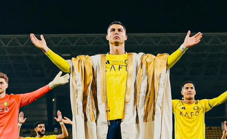 Ronaldo Aendelea Kutundika Rekodi Uarabuni